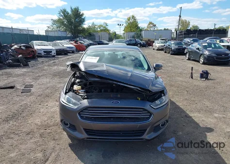 2014 Ford Fusion Se z USA, uszkodzony, nr VIN 1FA6P0H76E5397611